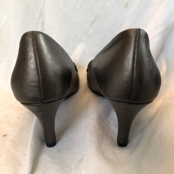 Isola High Heel Classic Loafers Size 6 - Picture 6 of 9